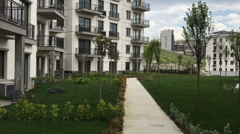 BAHCESEİR FLAT FOR SALE